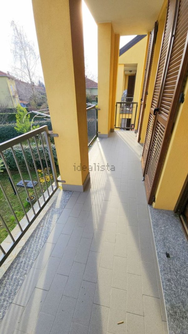 casa indipendente in vendita ad Oleggio