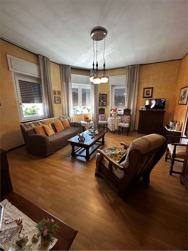 appartamento in vendita ad Oleggio