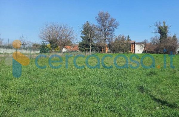terreno edificabile in vendita ad Oleggio in zona Fornaci