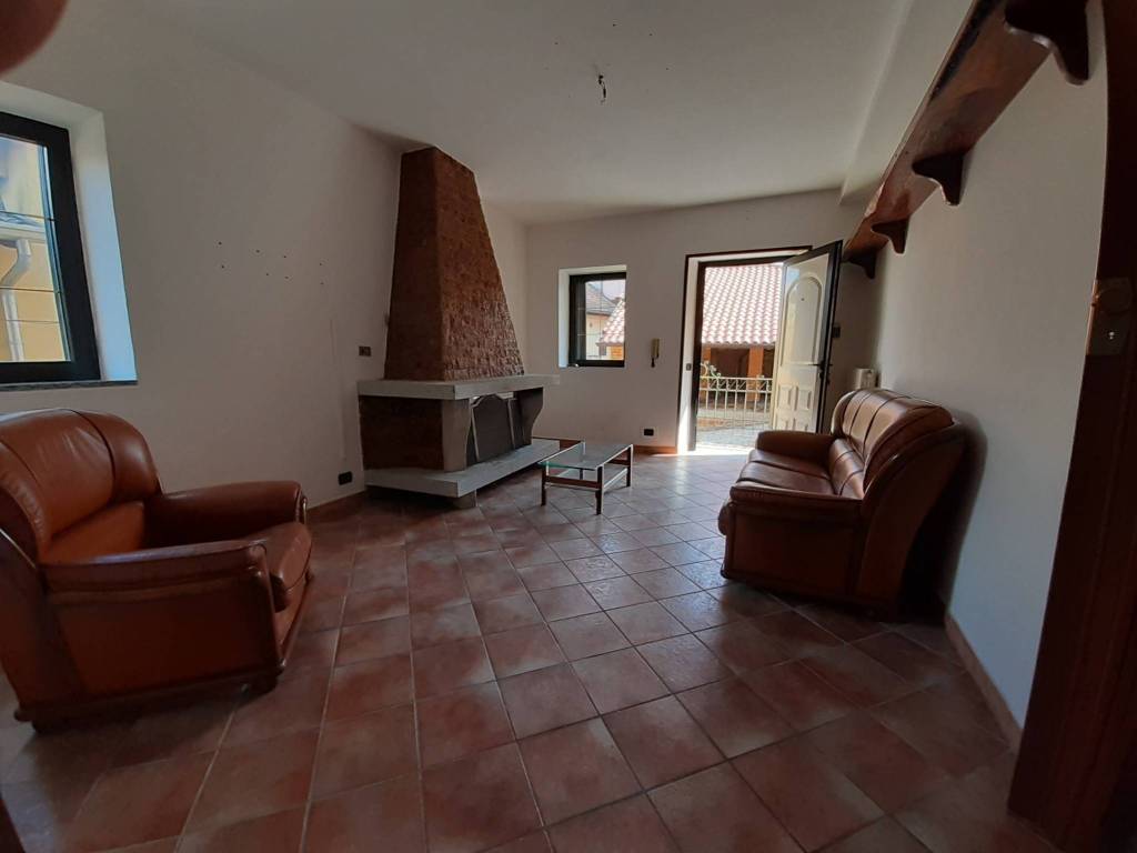 appartamento in vendita ad Oleggio