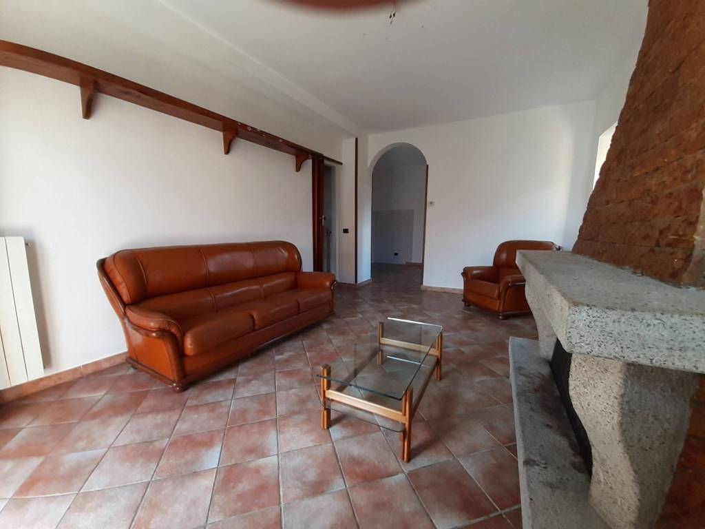 appartamento in vendita ad Oleggio