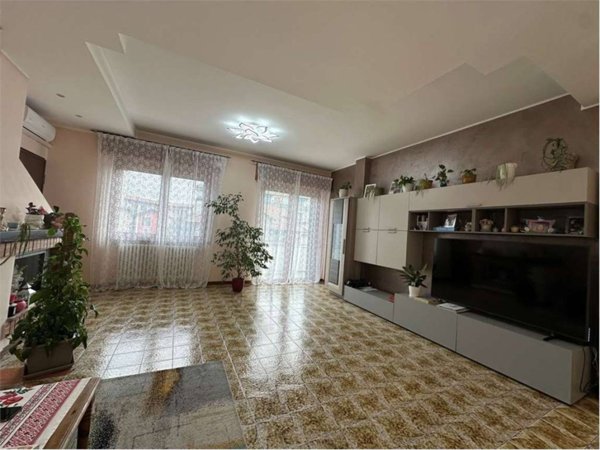 appartamento in vendita ad Oleggio