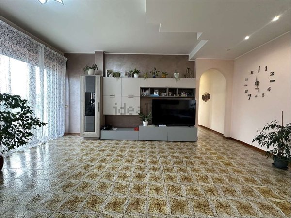 appartamento in vendita ad Oleggio