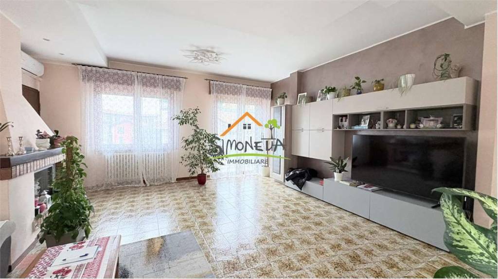 appartamento in vendita ad Oleggio