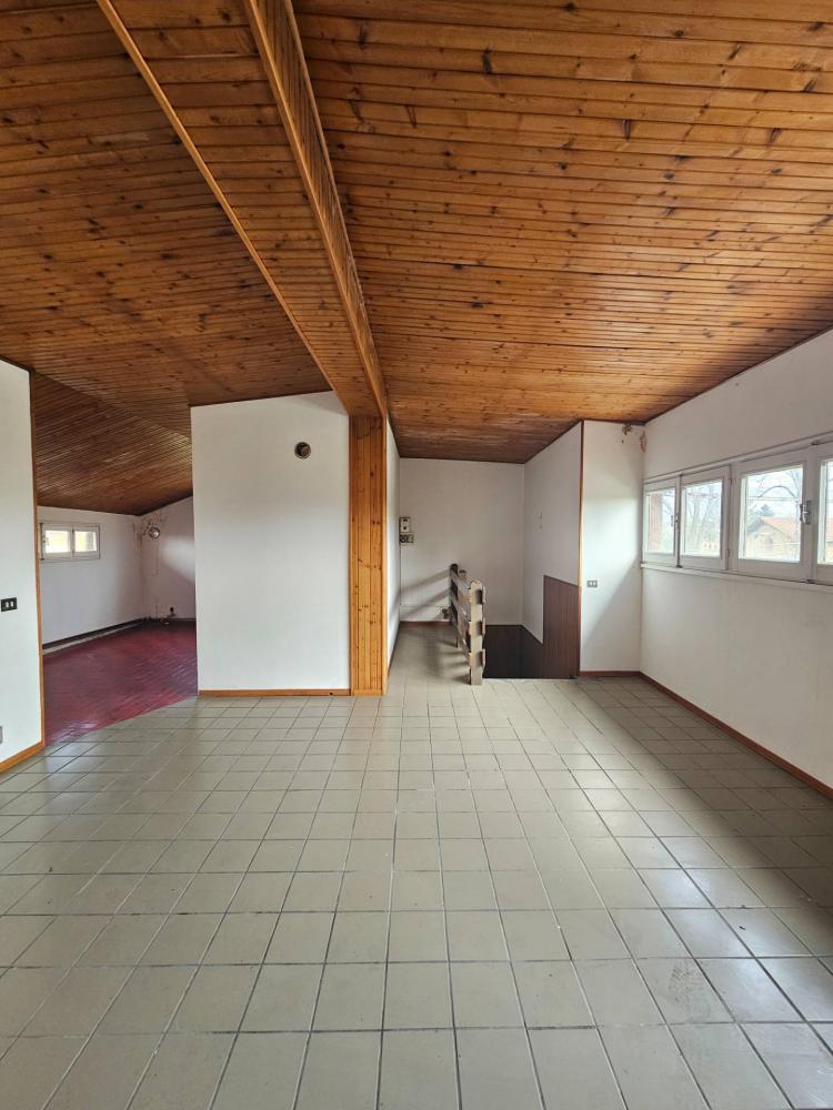 appartamento in vendita ad Oleggio