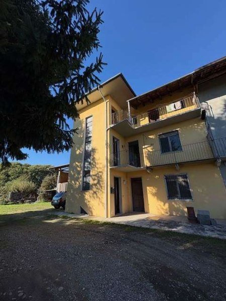 appartamento in vendita ad Oleggio