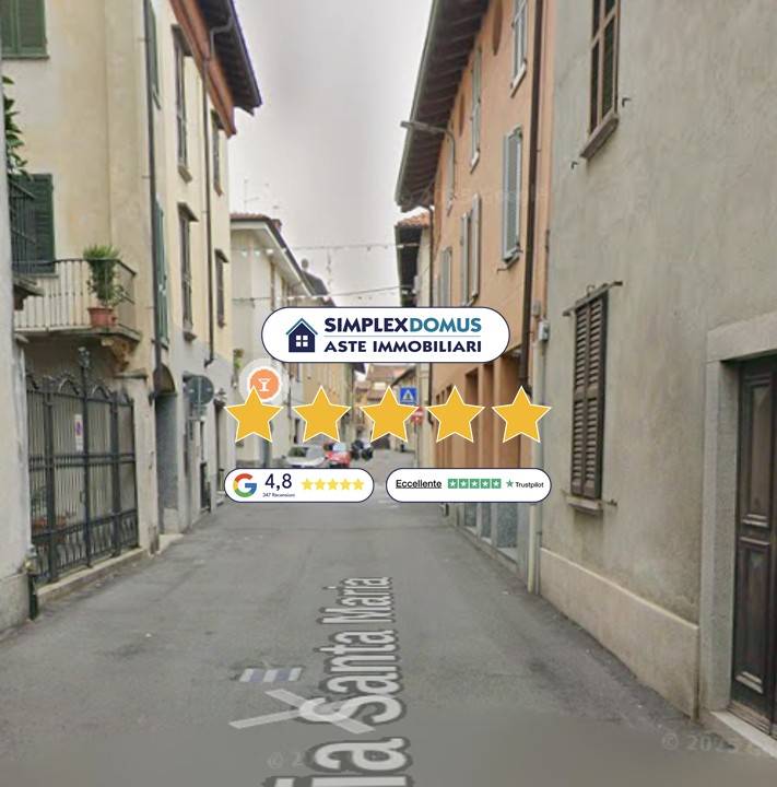 casa indipendente in vendita ad Oleggio