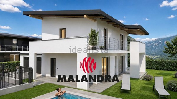 casa indipendente in vendita ad Oleggio in zona San Giovanni