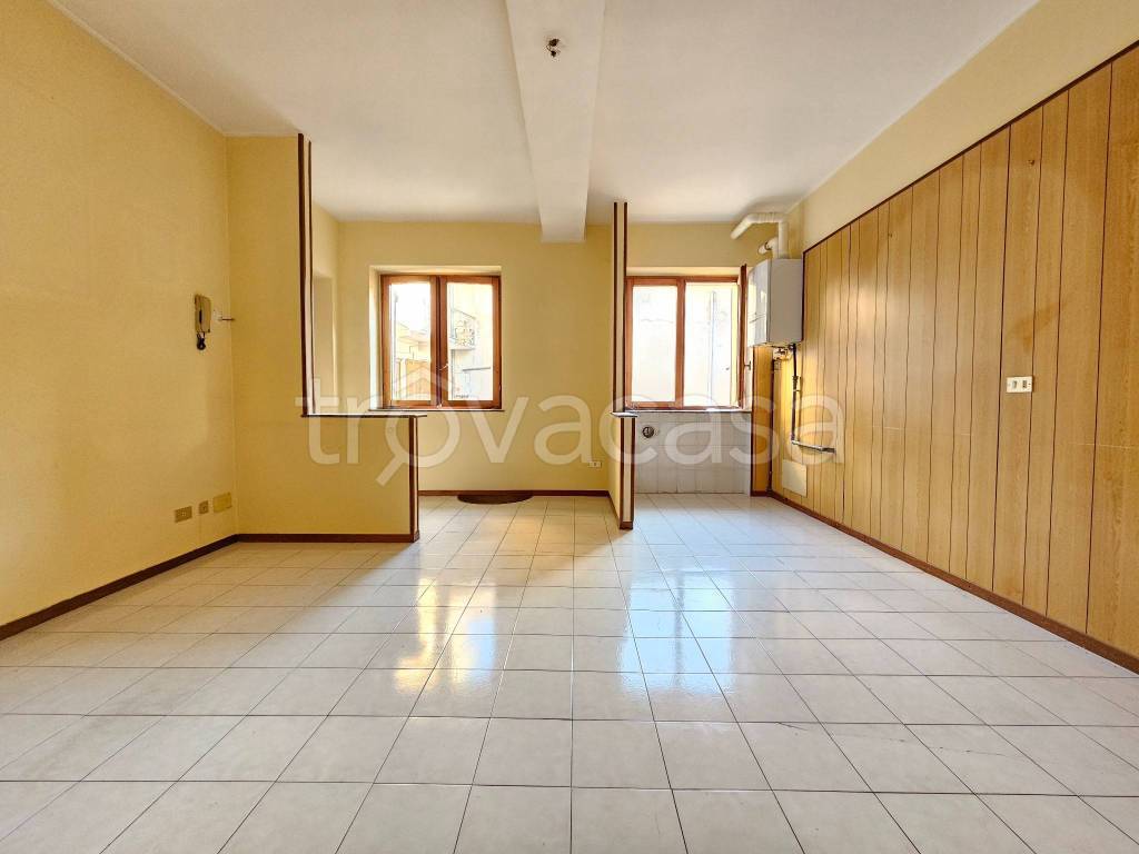 appartamento in vendita ad Oleggio