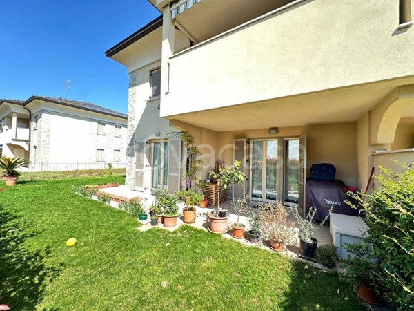 appartamento in vendita ad Oleggio