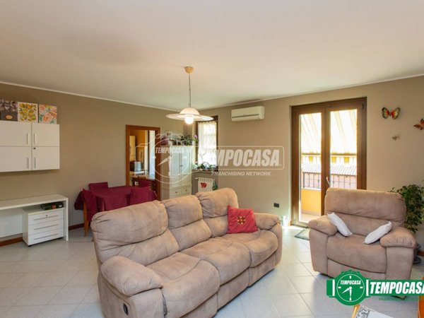 appartamento in vendita ad Oleggio