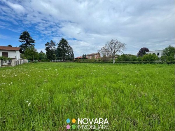 terreno agricolo in vendita ad Oleggio