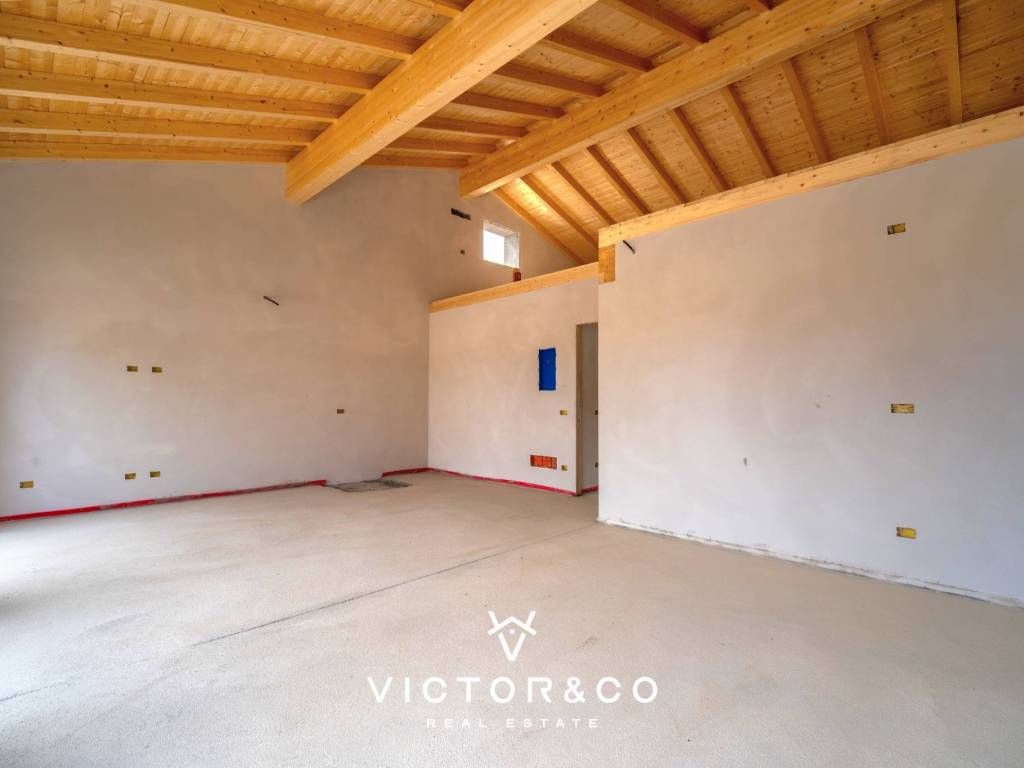 casa indipendente in vendita ad Oleggio
