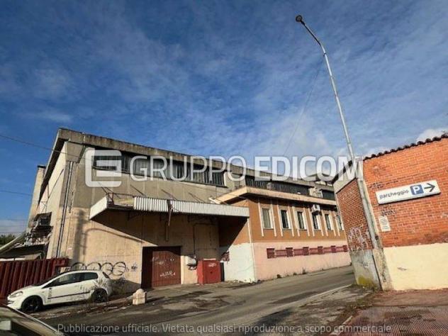 negozio in vendita ad Oleggio