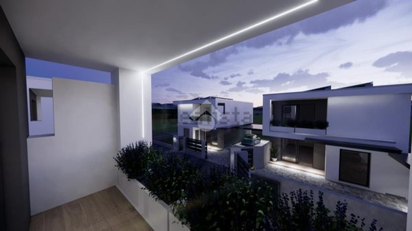 casa indipendente in vendita ad Oleggio