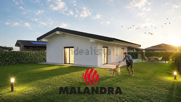 casa indipendente in vendita ad Oleggio