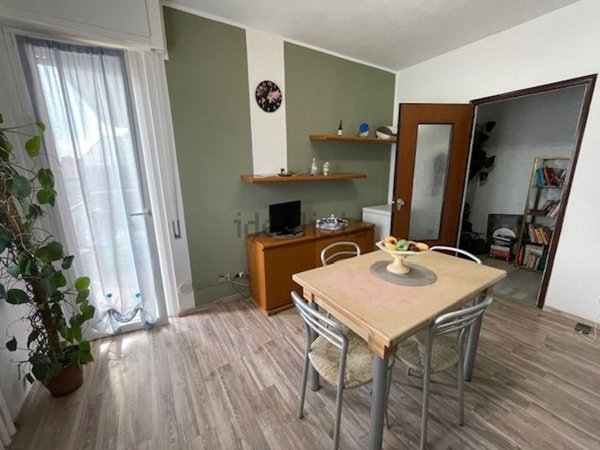 appartamento in vendita ad Oleggio in zona Carmine