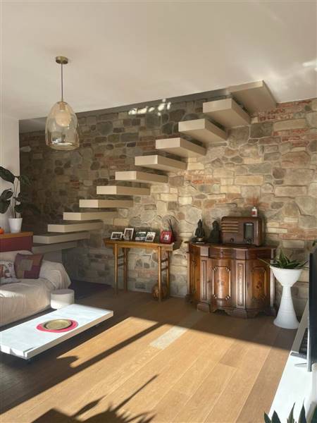 casa indipendente in vendita ad Oleggio