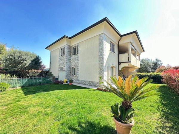 appartamento in vendita ad Oleggio