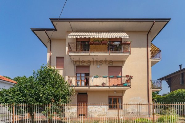 appartamento in vendita ad Oleggio
