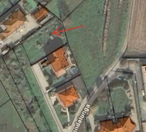 terreno in vendita ad Oleggio in zona Loreto