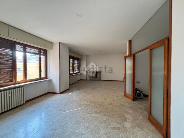 appartamento in vendita ad Oleggio