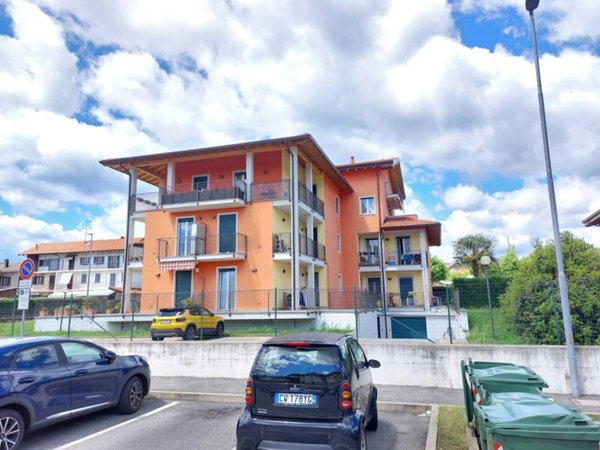 appartamento in vendita ad Oleggio Castello