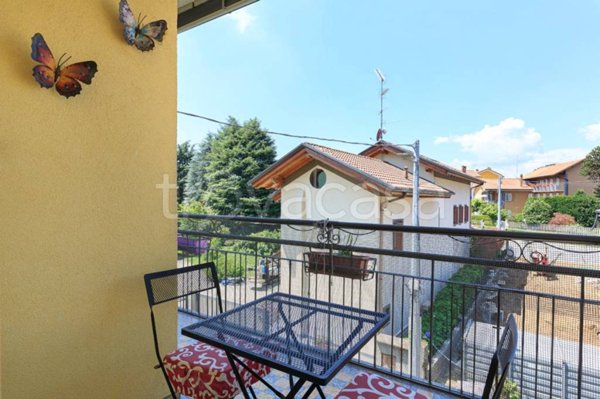 appartamento in vendita ad Oleggio Castello