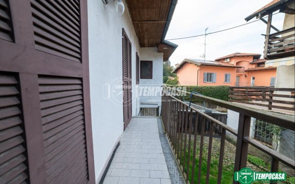 appartamento in vendita ad Oleggio Castello