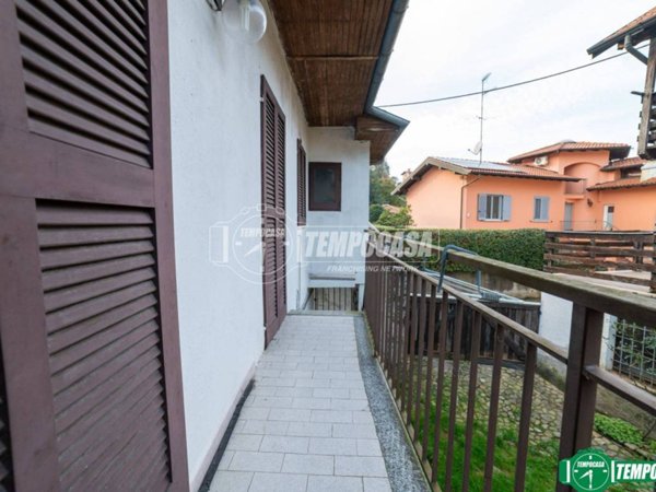 appartamento in vendita ad Oleggio Castello