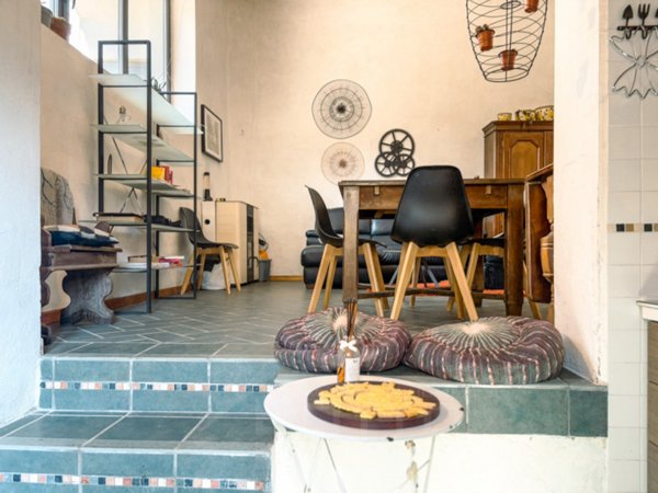 casa indipendente in vendita ad Oleggio Castello