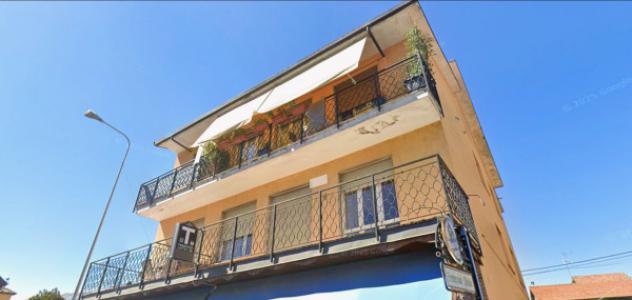 appartamento in vendita ad Oleggio Castello