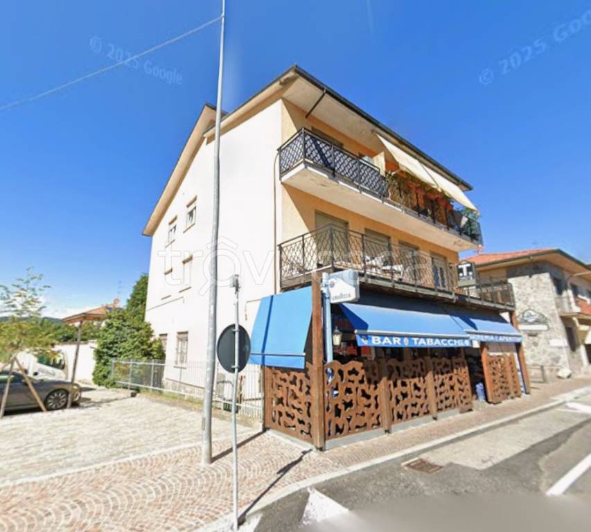 appartamento in vendita ad Oleggio Castello