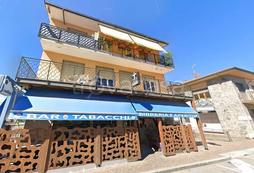 appartamento in vendita ad Oleggio Castello