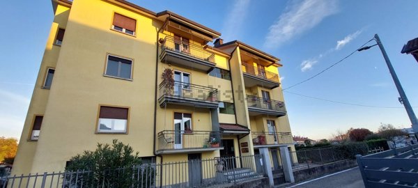 appartamento in vendita ad Oleggio Castello