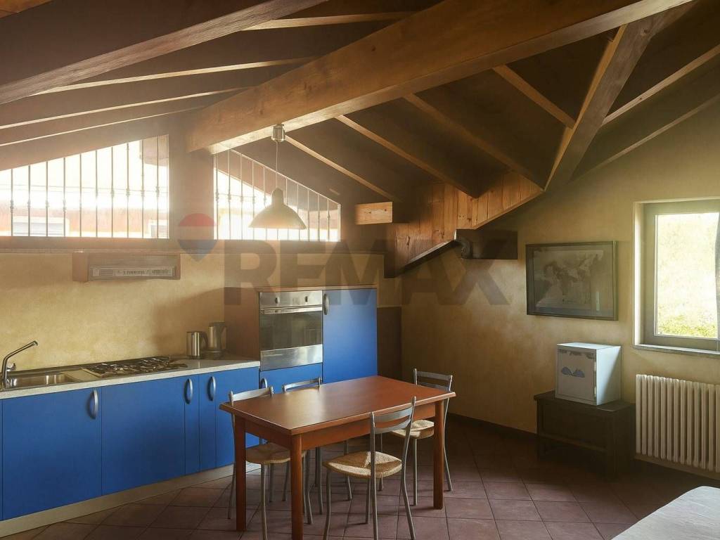 appartamento in vendita ad Oleggio Castello