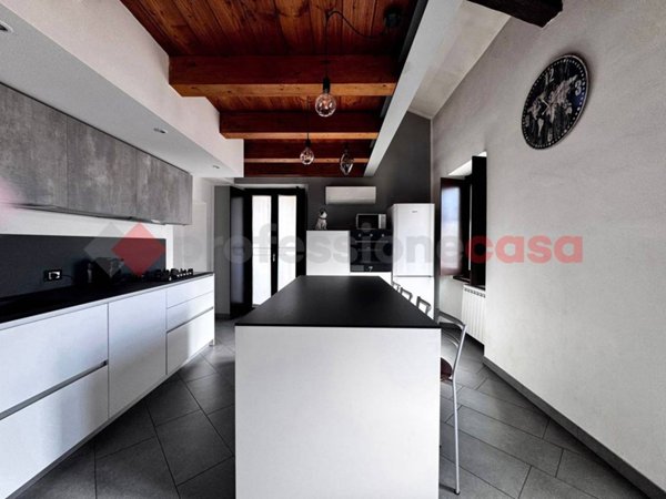 appartamento in vendita ad Oleggio Castello