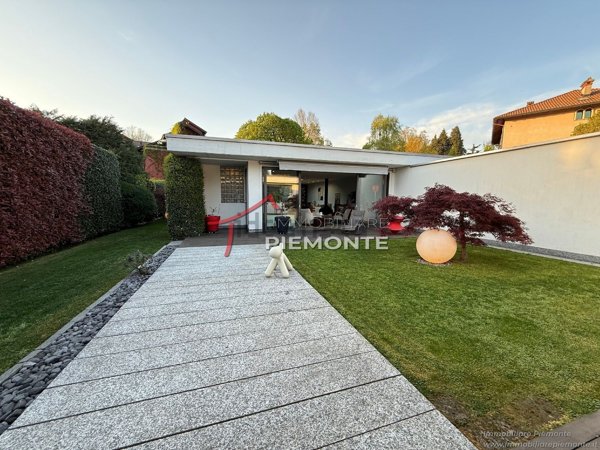 casa indipendente in vendita ad Oleggio Castello