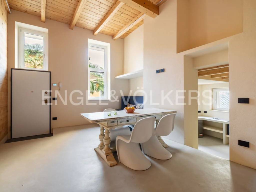 casa indipendente in vendita ad Orta San Giulio in zona Corconio