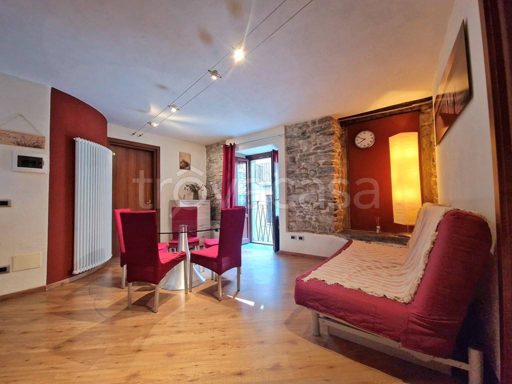 appartamento in vendita ad Orta San Giulio