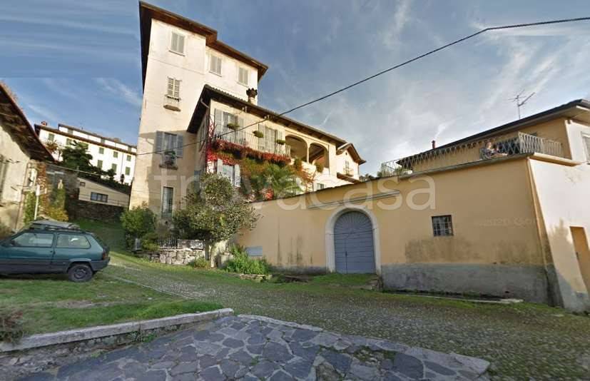 casa indipendente in vendita ad Orta San Giulio