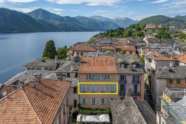 appartamento in vendita ad Orta San Giulio