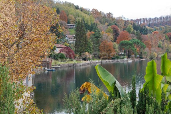 casa indipendente in vendita ad Orta San Giulio