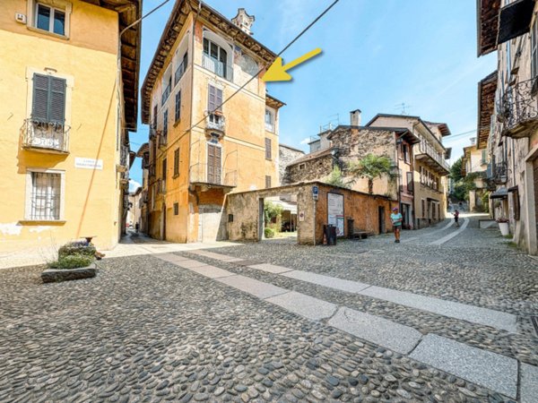 appartamento in vendita ad Orta San Giulio
