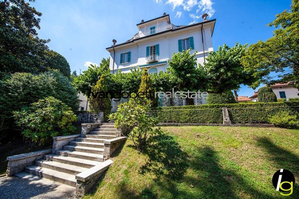 villa in vendita ad Orta San Giulio