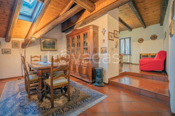 appartamento in vendita ad Orta San Giulio