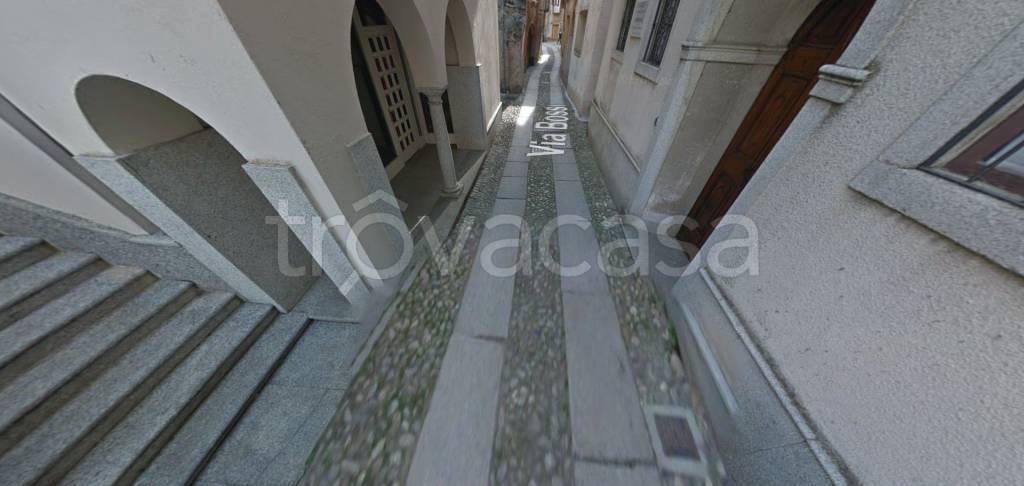 appartamento in vendita ad Orta San Giulio