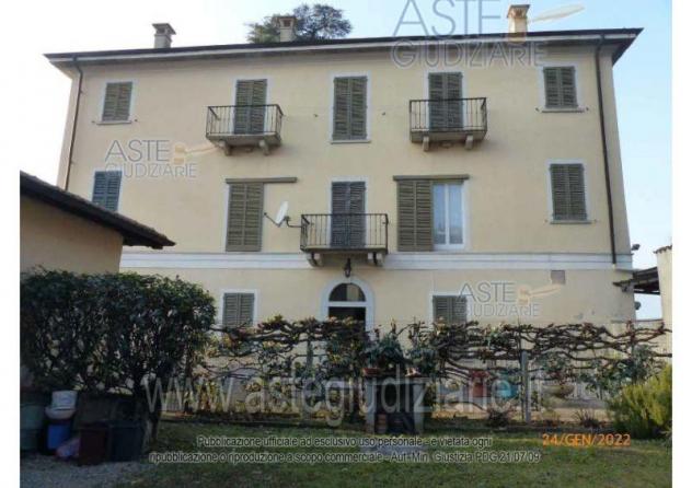 casa indipendente in vendita ad Orta San Giulio in zona Legro