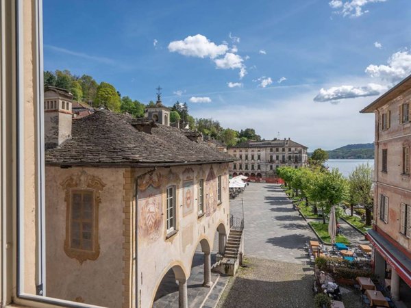 appartamento in vendita ad Orta San Giulio