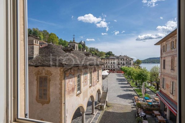 appartamento in vendita ad Orta San Giulio